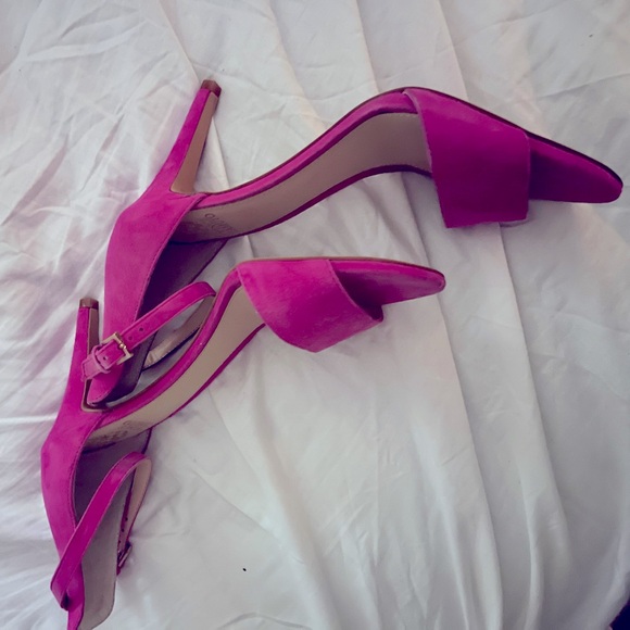 Vince Camuto Court Pink Suede Heels - Picture 5 of 5